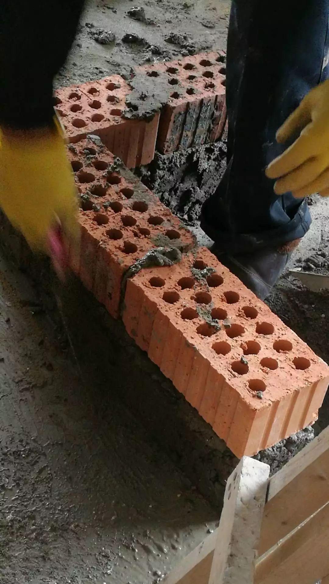 砖砌挡墙施工方案(图1)